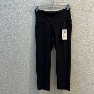NWT old navy crop powersoft legging